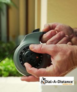 Dial-A-Distance Retractable Leash